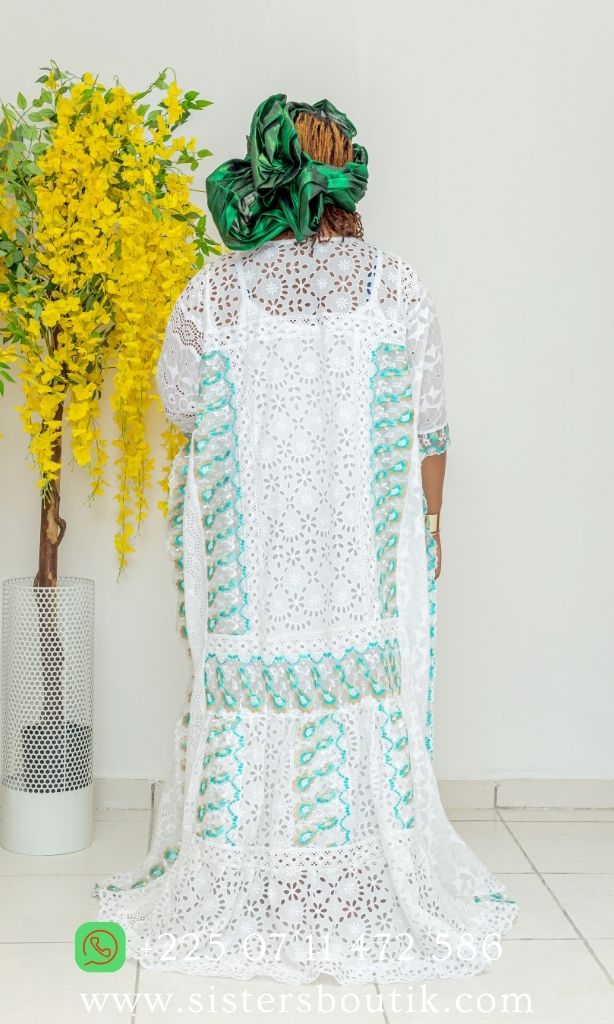 Robe en dentelle VIP RD010 blanc