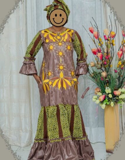 Robe brodée en Bazin riche Gezner & Pagne Hollandais Vlisco BH002 - Marron