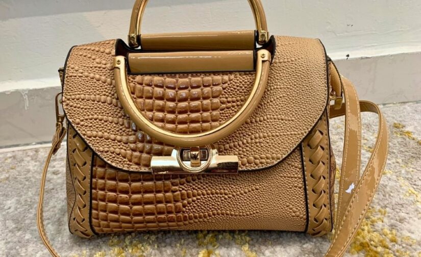 Sac croco beige
