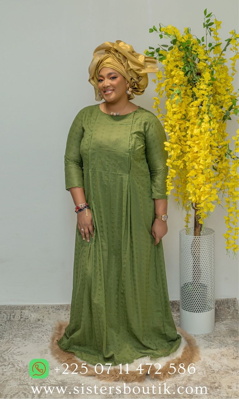 Robe verte en tissu - 008