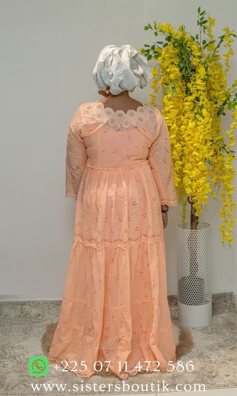 Robe en dentelle RD002 blanc saumon