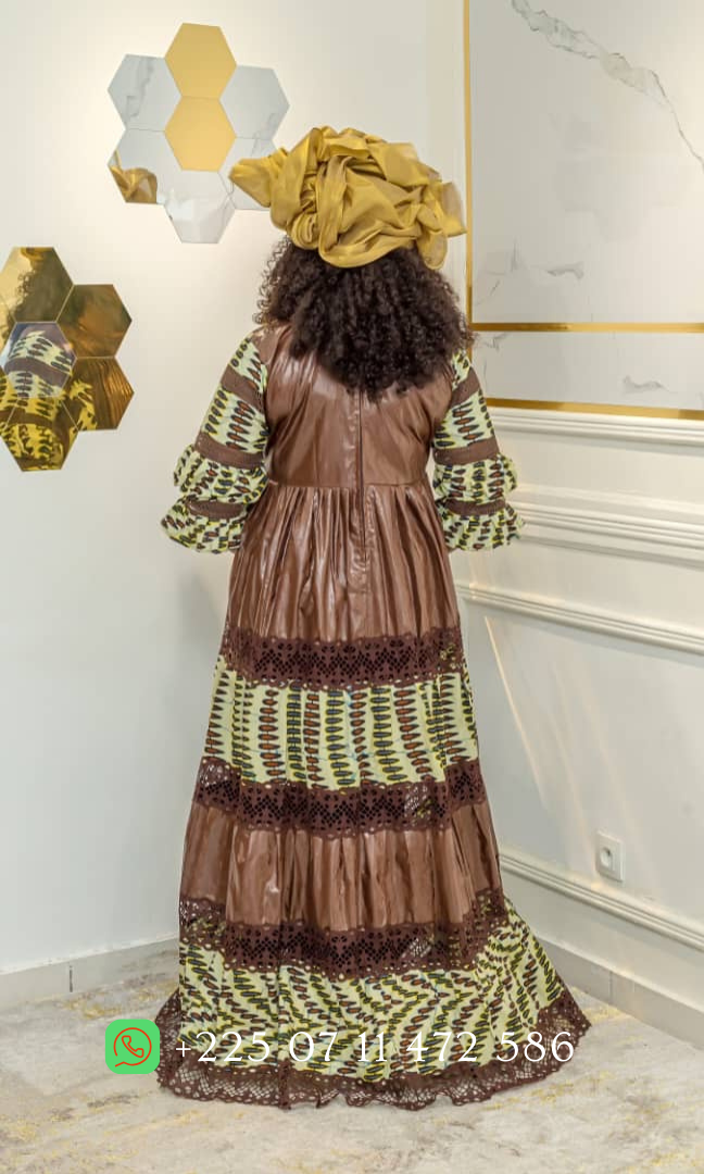 Robe en Bazin riche Gezner & Pagne Hollandais Vlisco BH005 - Marron - Les ongles de Marie Thérèse